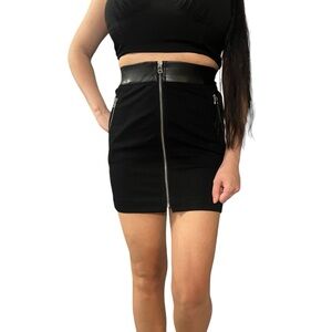 Women's Wilfred Aritzia Black Front Zip Vegan leather waist Mini Skirt S